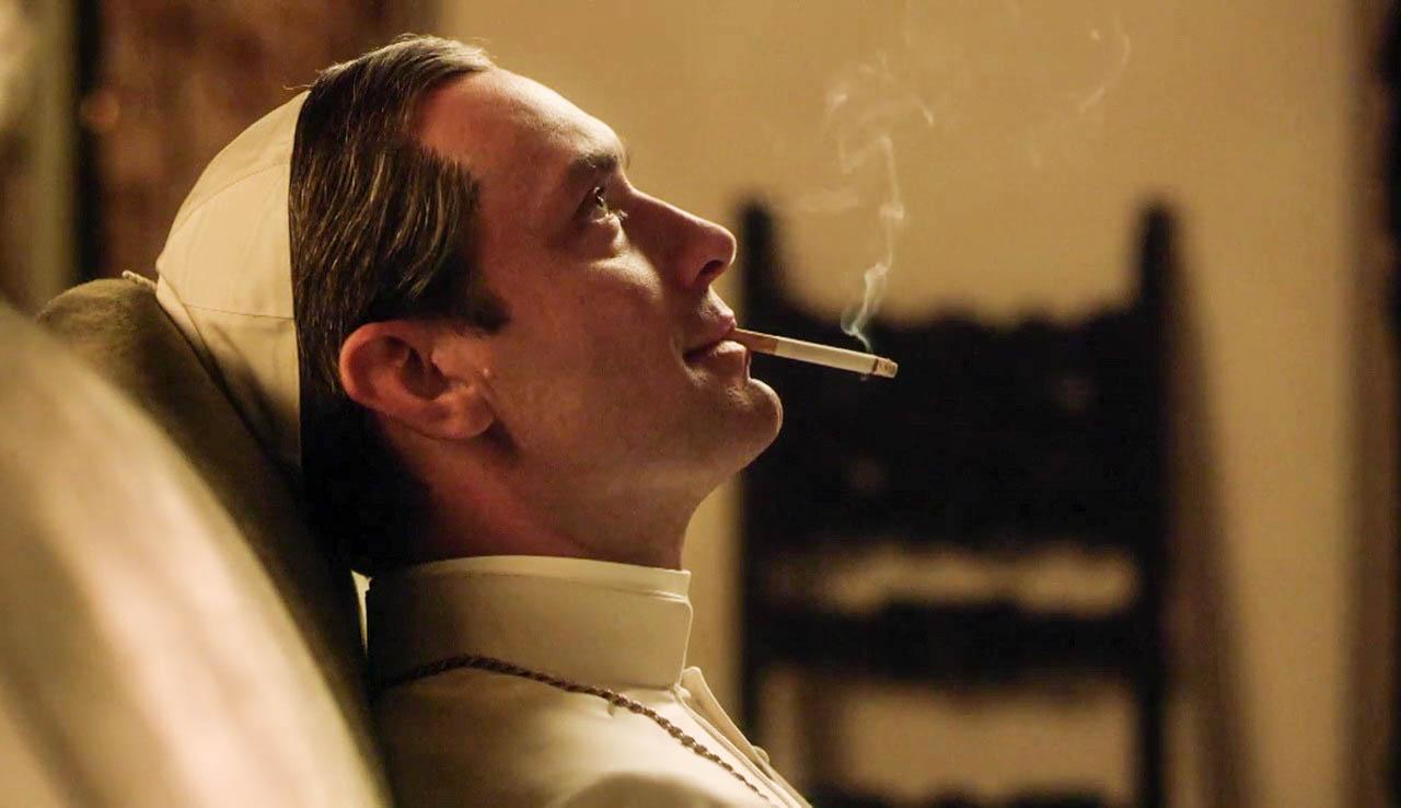 the young pope smoke